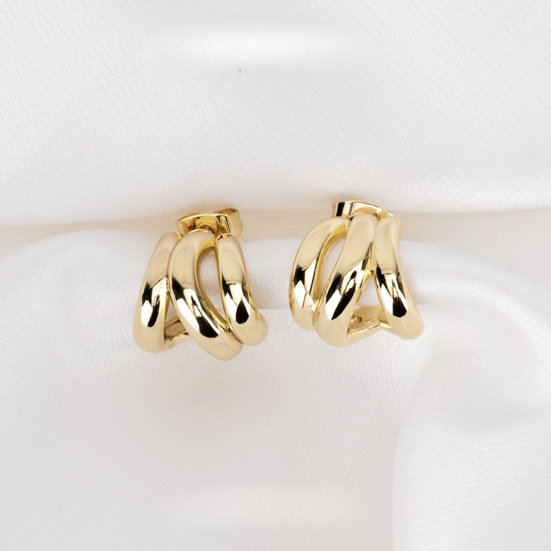 Arete Arracada con Diseño Puntiagudo