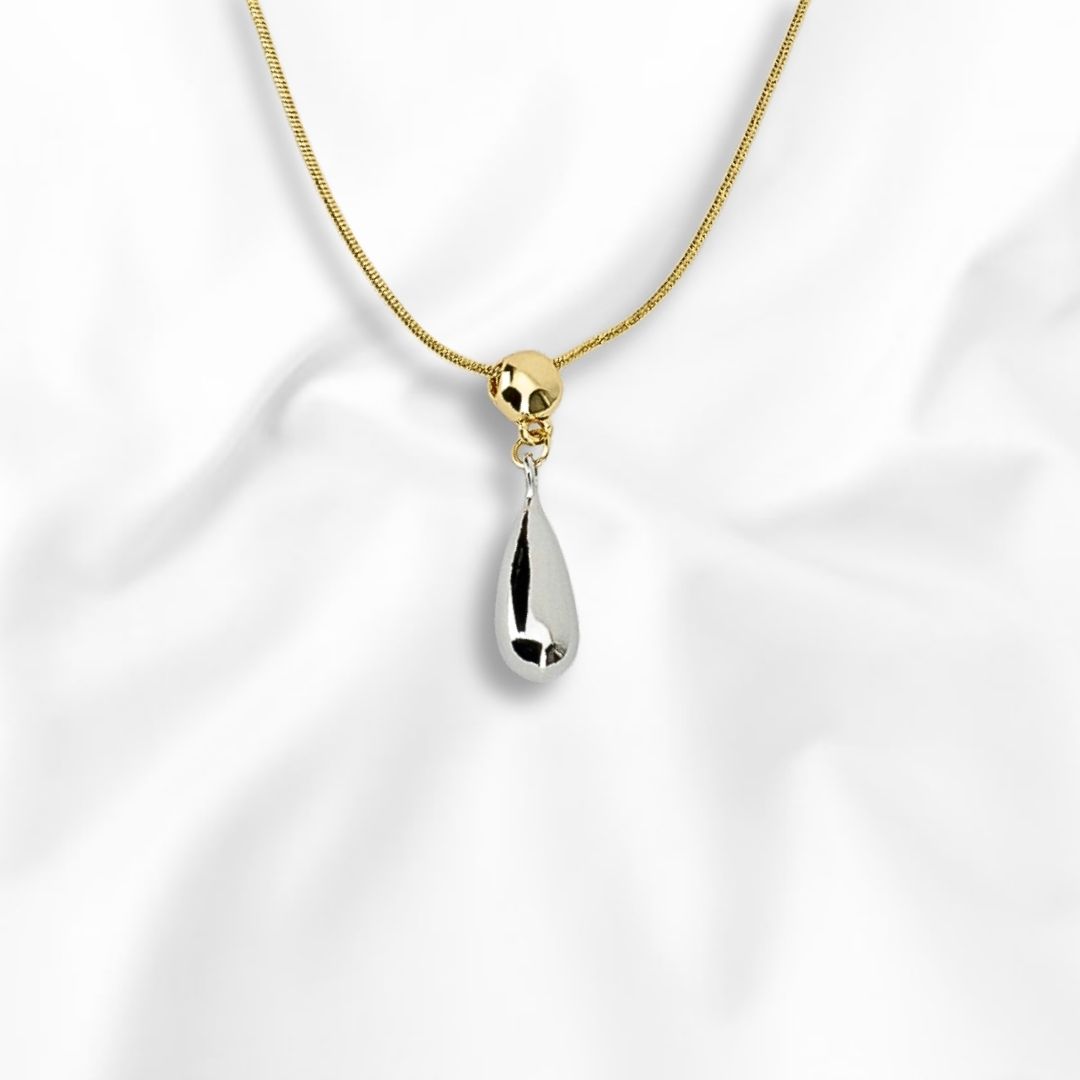 Cadena y Dije con Diseño de Esfera  Medida 45cm de Largo